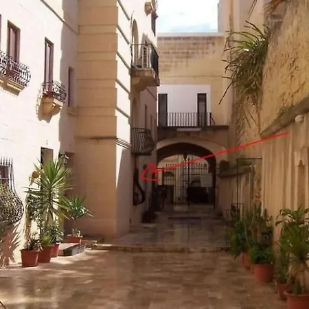 Character Maisonette Spinola Bay San Giuliano